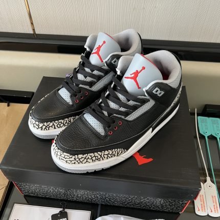 Air Jordan 3 black cement Retro Sneakers